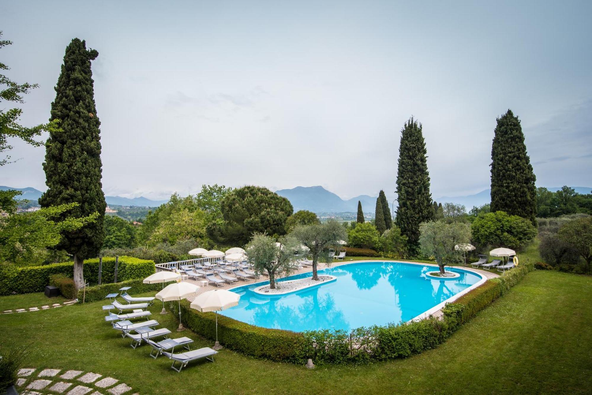 Hotel Porta Del Sole Сояно-дель-Лаґо Екстер'єр фото